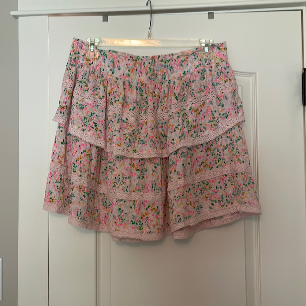 Crown and Ivy pink lace skirt